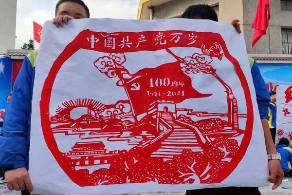 老师多次找我谈话说孩子不写作业的事，孩子被老师屡教不改怎么办？游戏画面